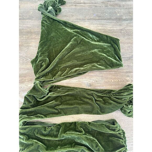 Lovers & Friends Tessa Midi Dark Green Velvet Slit  Dress, Size Small - Picture 7 of 7